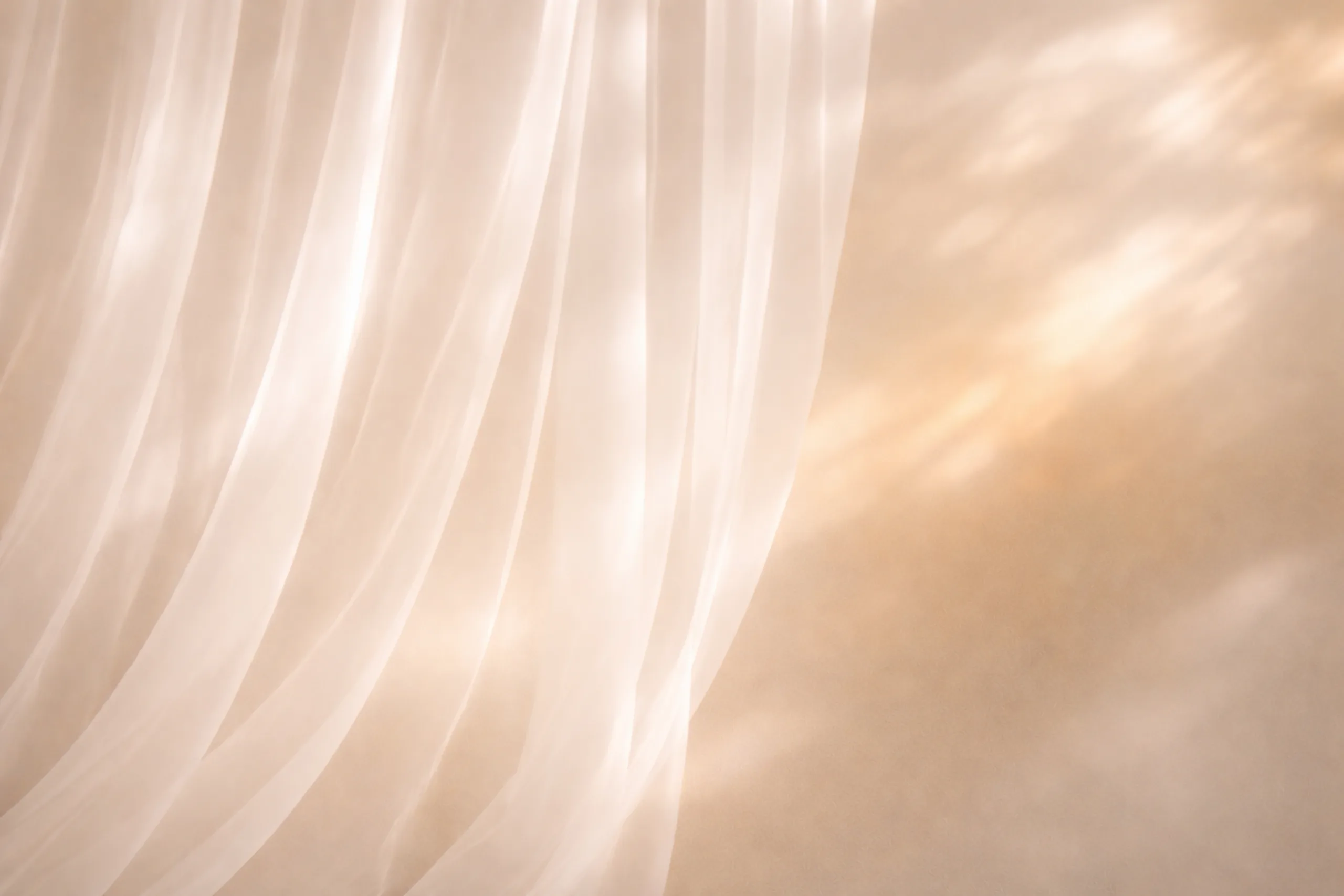 Soft, calm atmosphere